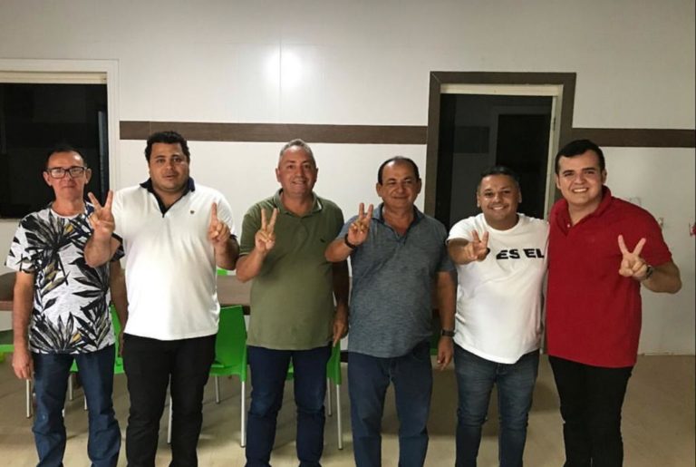 Ginaldo do Feijão e mais quatro vereadores aderem ao PSC de Valmir Monteiro