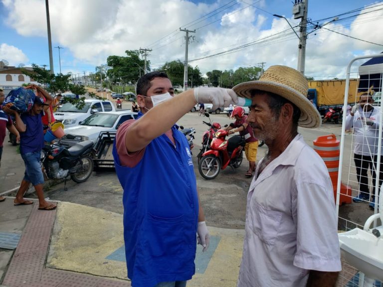 Prefeitura de Lagarto leva testes de temperatura para a feira livre