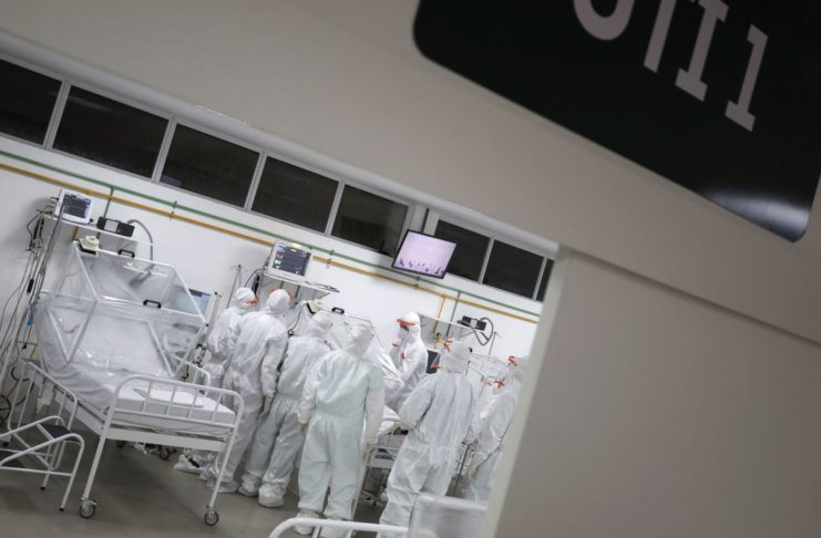 2020-04-14t153747z_61308189_rc2f4g9tg9e4_rtrmadp_3_health-coronavirus-brazil