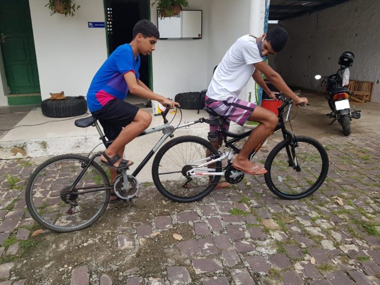 Equoterapia arrecada bicicletas para tratar de crianças com deficiência em Lagarto