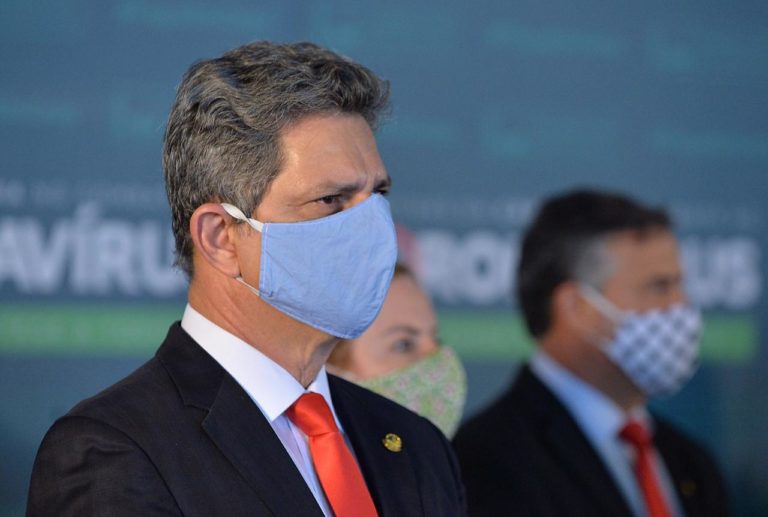 Exames confirmam infecção do Senador Rogério Carvalho por covid-19