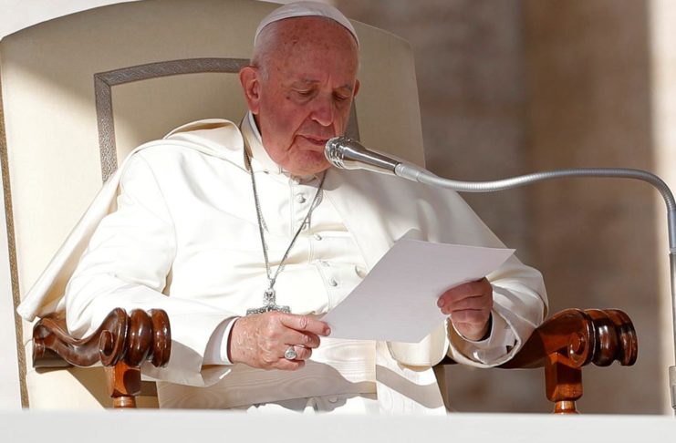 O Papa Francisco participa da audiência geral semanal no Vaticano,