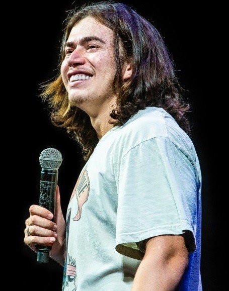 Whindersson Nunes e Metallica comandam lives desta segunda-feira, 18