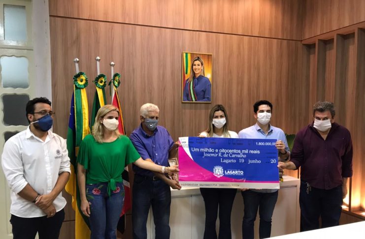 Com recursos próprios, a Prefeitura de Lagarto formalizou a compra em solenidade realizada no gabinete da prefeita Hilda Ribeiro