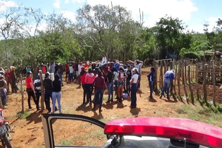 Polícia Militar flagra vaquejada em Poço Redondo com 119 inscritos