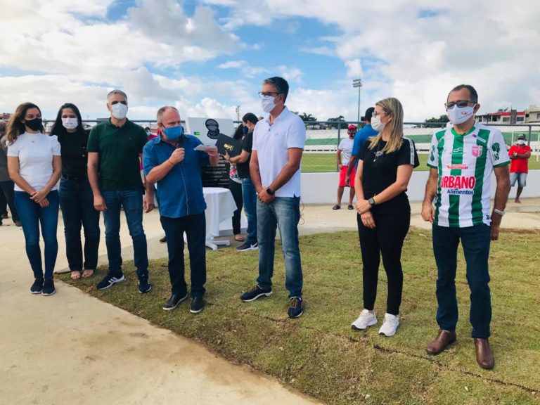 Após investimento milionário, Estádio Paulo Barreto de Menezes é reinaugurado