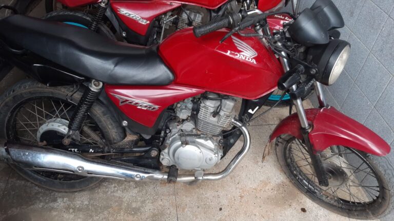 7ºBPM apreende motocicleta adulterada no povoado Tanque