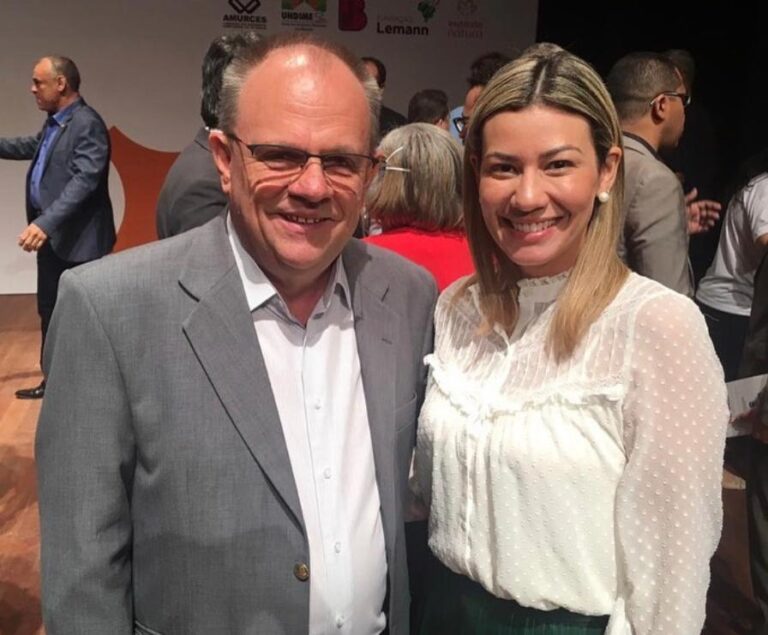 Prefeita Hilda Ribeiro se reúne com governador e solicita melhorias para Lagarto