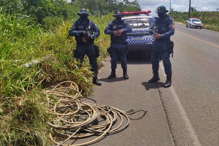Homens são presos por suspeita de receptação de cabos furtados da Deso em Salgado