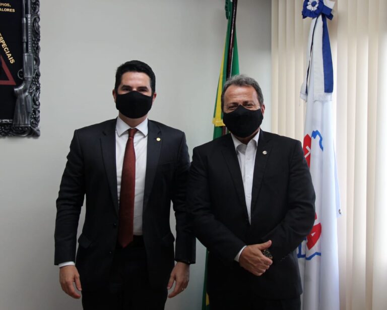 Gustinho Ribeiro se reúne com presidente da Funasa