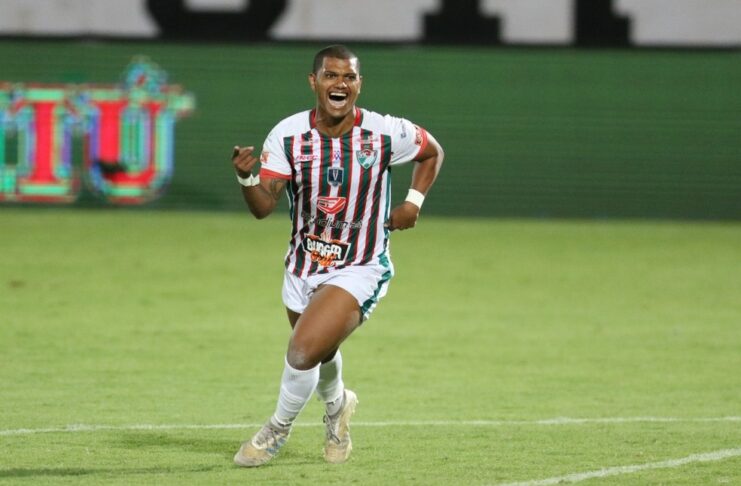 Pelo Salgueiro, Muller marcou 14 gols em 36 partidas