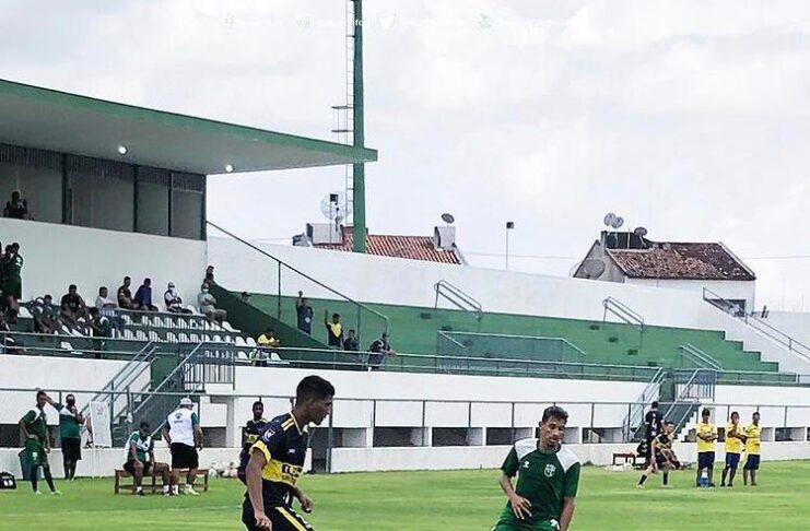Em jogo-treino, o Lagarto goleou o amador Glória Esporte Clube por 7 a 1