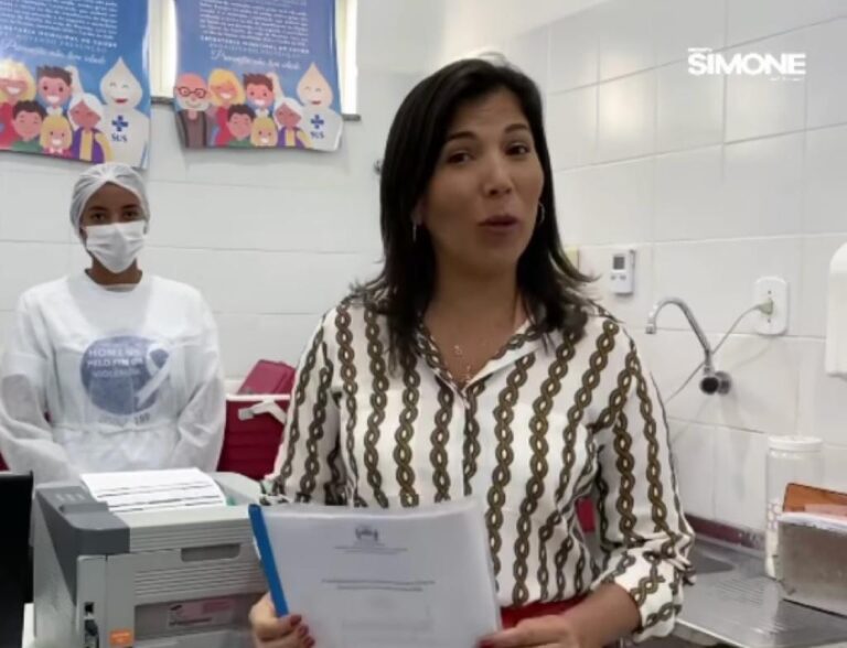 Prefeita Simone anuncia plano de vacinação de Riachão do Dantas