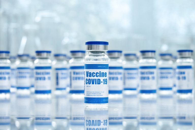 Medida provisória facilita compra de vacinas contra a Covid-19