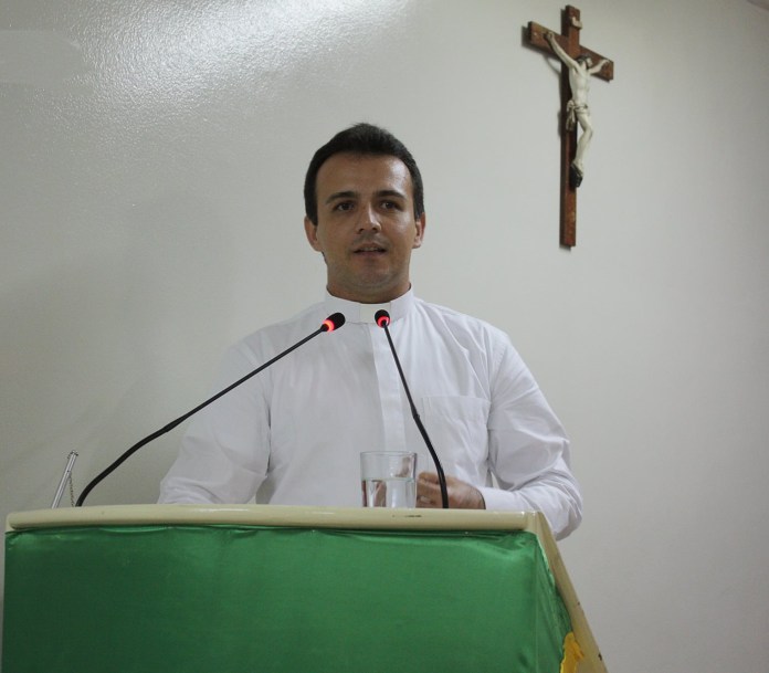Lagarto: Padre Rodrigo toma posse hoje na Paróquia da Piedade