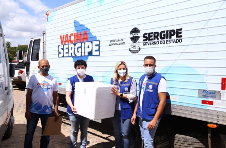 As 394 doses da Coronavac foram entregues ontem na sede da Secretaria Municipal de Saúde de Lagarto