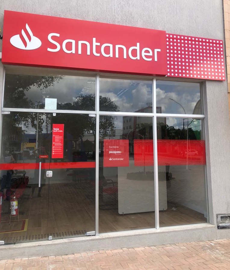 Lagarto passa a contar com agência do Banco Santander