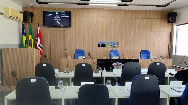 Câmara de Lagarto suspende presença do público durante às sessões