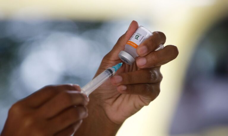 Ministério da Saúde distribui mais 2,6 milhões de doses da CoronaVac