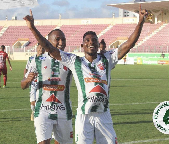 Lagarto empata com o Sergipe na Arena Batistão