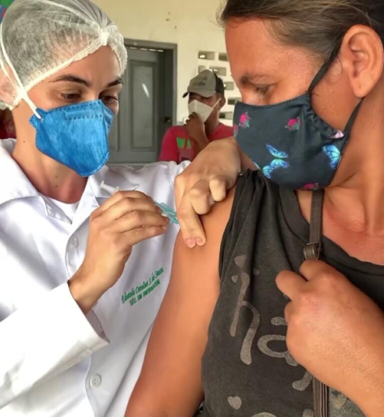 Populares denunciam ‘fura-fila’ na vacinação dos quilombolas em Lagarto