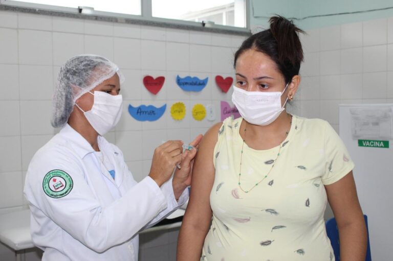 Campanha de vacinação contra a gripe é iniciada em Simão Dias