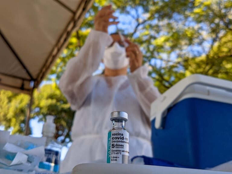 4ª dose: Sergipe inicia vacinação de pessoas a partir de 18 anos