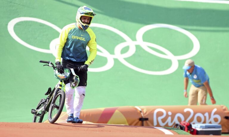 Olimpíada: confirmada classificação de dupla de ciclistas no BMX