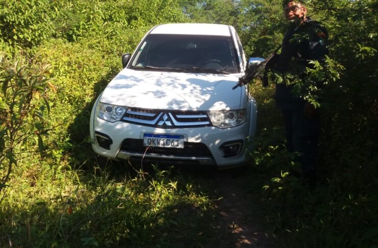 Veículo foi encontrado no povoado Tapera do Saco