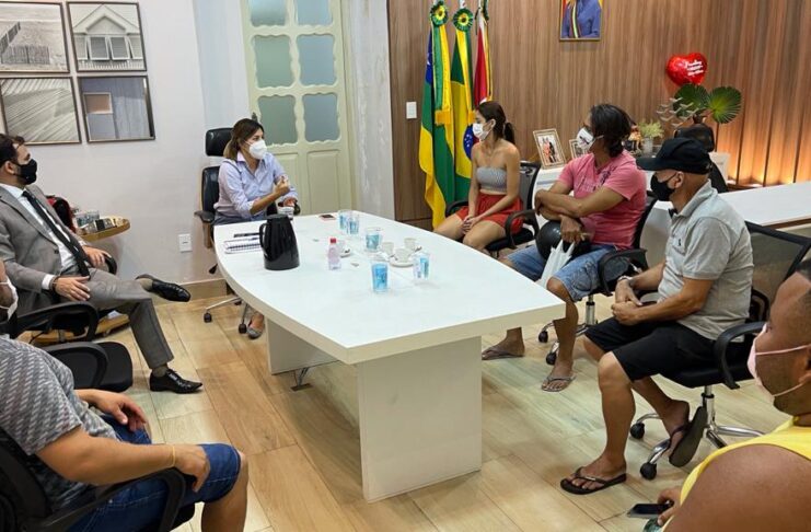Hilda esteve reunida com os representantes dos comerciantes no Gabinete Institucional da Prefeitura de Lagarto
