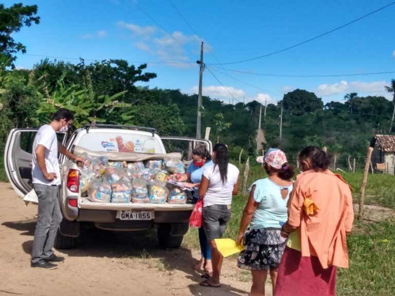 Prefeitura de Lagarto segue distribuindo alimentos para famílias mais vulneráveis