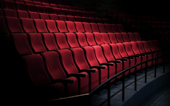 Cinemas dos shoppings Jardins e RioMar reabrem hoje