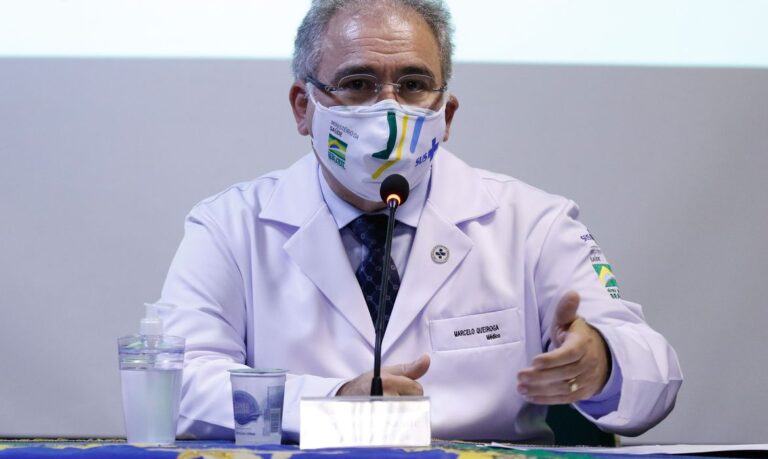 Brasil investe R$ 3,4 bi para quintuplicar produção de vacinas