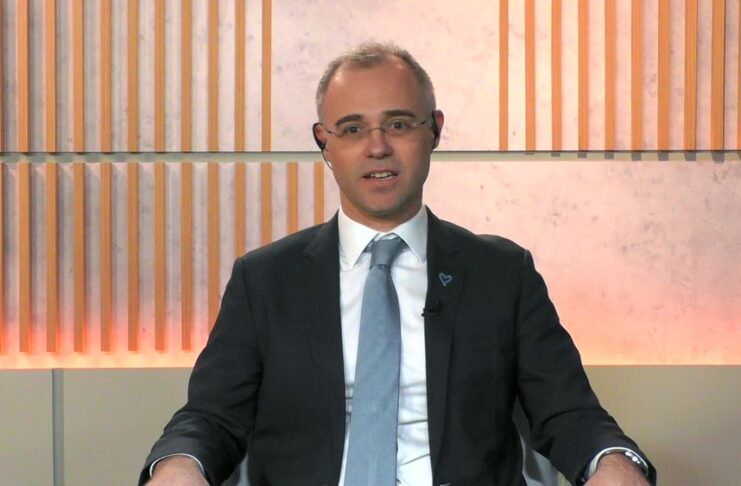 ANDRÉ MENDONÇA
