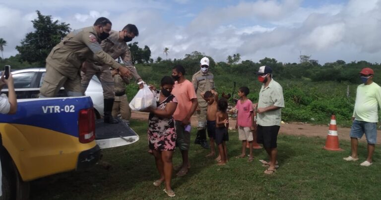 Agentes da DTTU iniciam distribuição de cestas básicas em Lagarto
