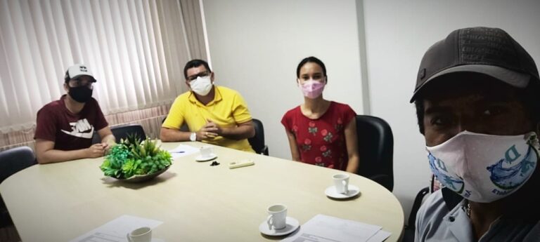 Vereador Geraldo Macêdo se reúne com diretoria da Lira Sant’Ana em Simão Dias
