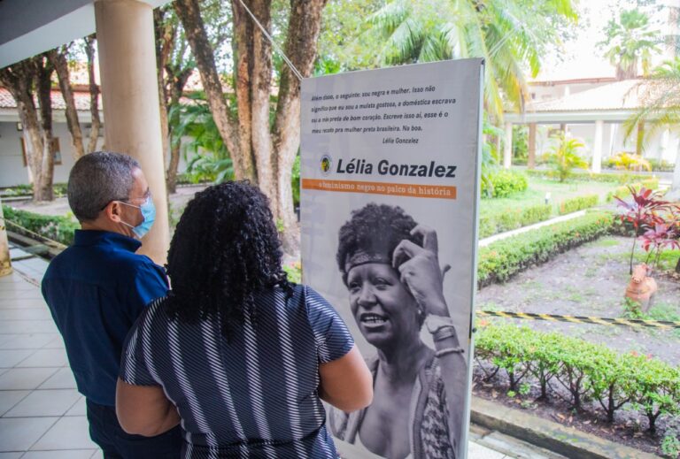 Exposição sobre Lélia Gonzalez está aberta na Secretaria de Inclusão