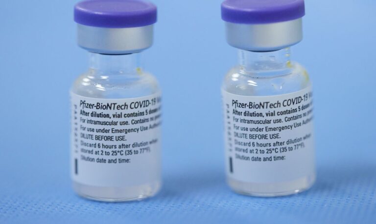 Sergipe recebe mais de 15 mil doses de vacinas da Pfizer contra a Covid-19