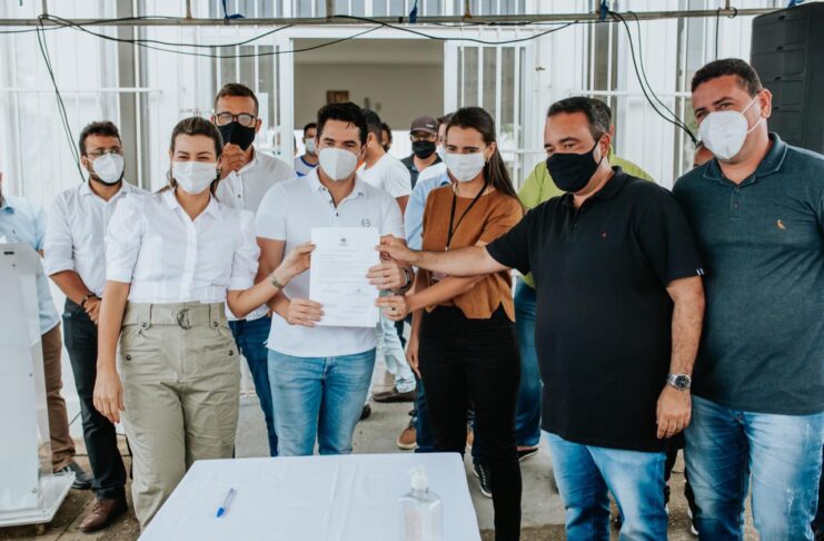 Solenidade foi acompanhada por lideranças e autoridades locais