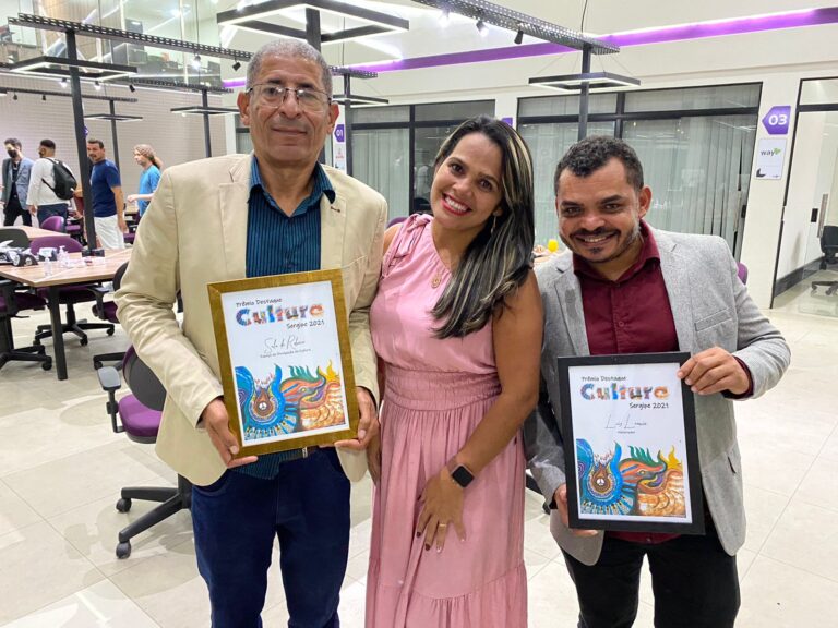 Programa Sala de Reboco, da TV Serigy, recebe o prêmio Destaque Cultura 2021