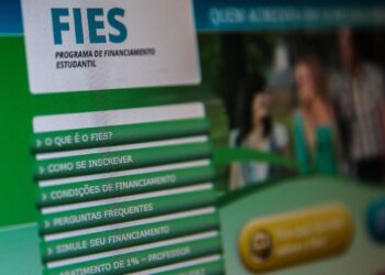 Fies: pré-selecionados têm até sexta-feira para complementar inscrição