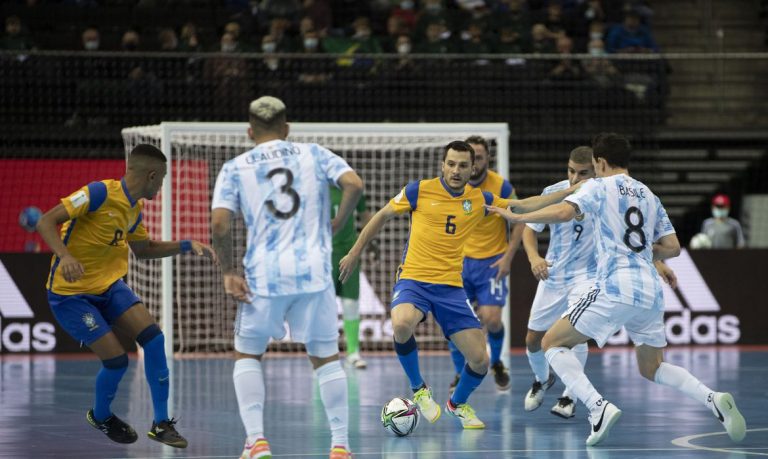Futsal: Brasil cai para Argentina e adia sonho de reconquistar o mundo