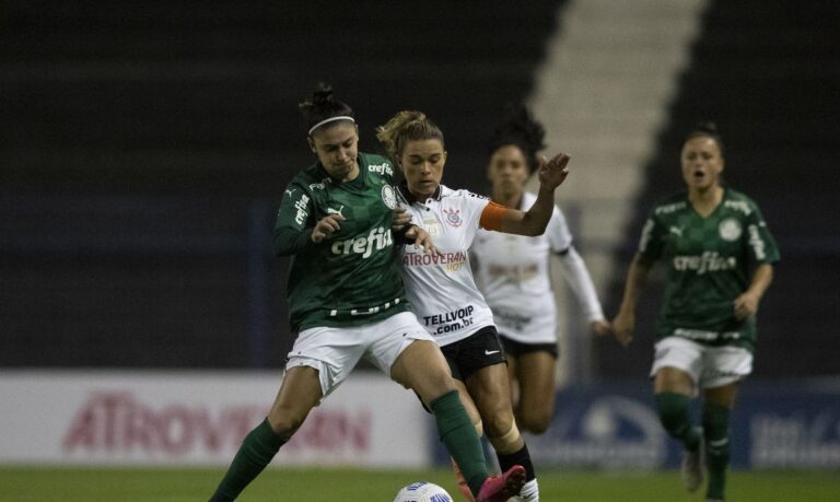 No Allianz, Palmeiras e Corinthians abrem final do Brasileiro Feminino