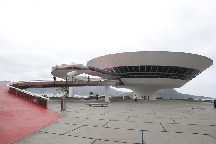 Museu de Arte Contemporânea completa 25 anos
