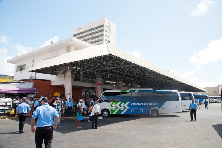 Feriadão contará com frota reserva de transporte intermunicipal