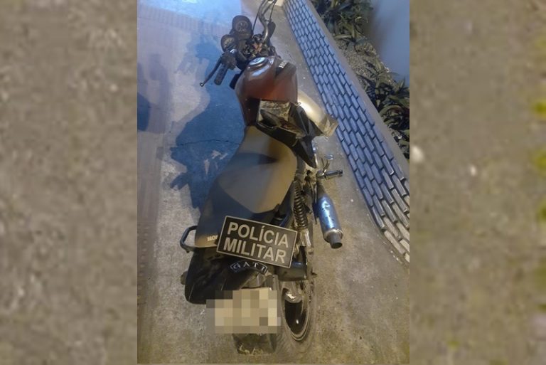 PM recupera motocicleta com restrição em Simão Dias