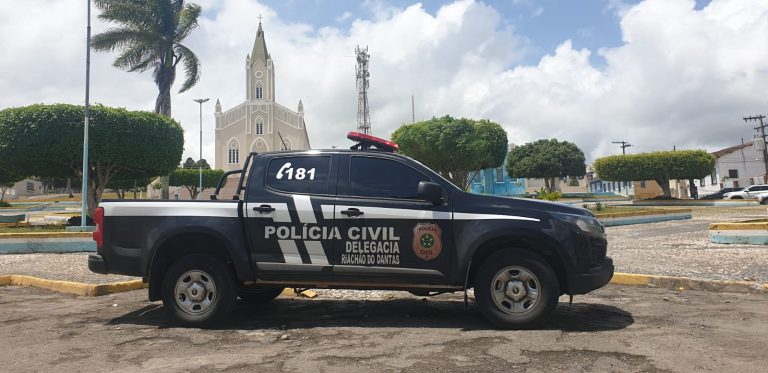 Polícia Civil entrega viatura para a Delegacia de Riachão do Dantas