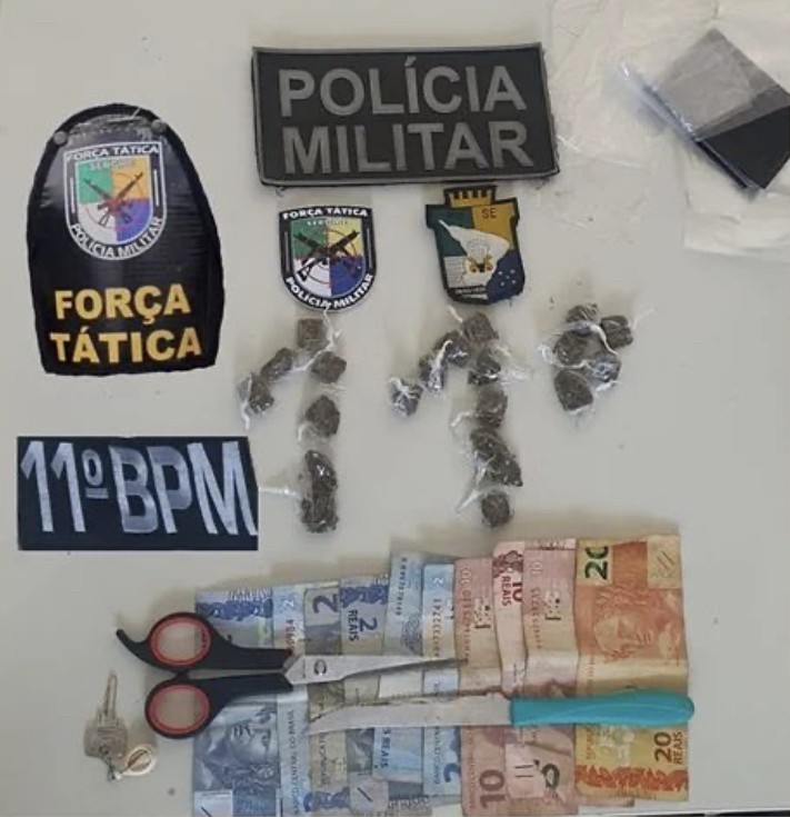 Policiais de folga prendem homem por tráfico de drogas em Tobias Barreto