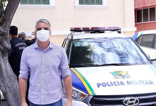 Na SSP, deputado federal Fábio Reis entrega viatura para a PM de Lagarto