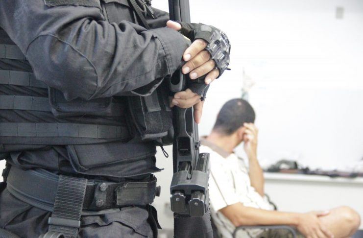 pc-generica-detalhe-prisao-arma-1-1024x683-1-1